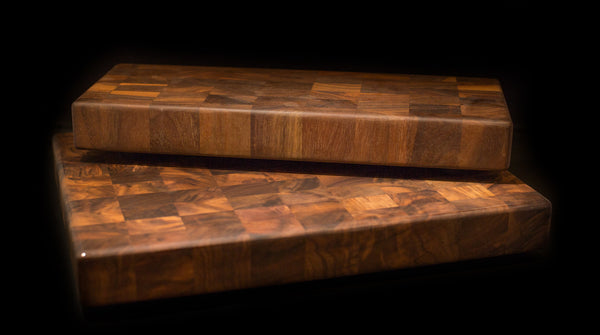 20)  2-pc.Small & medium Butcher Block set